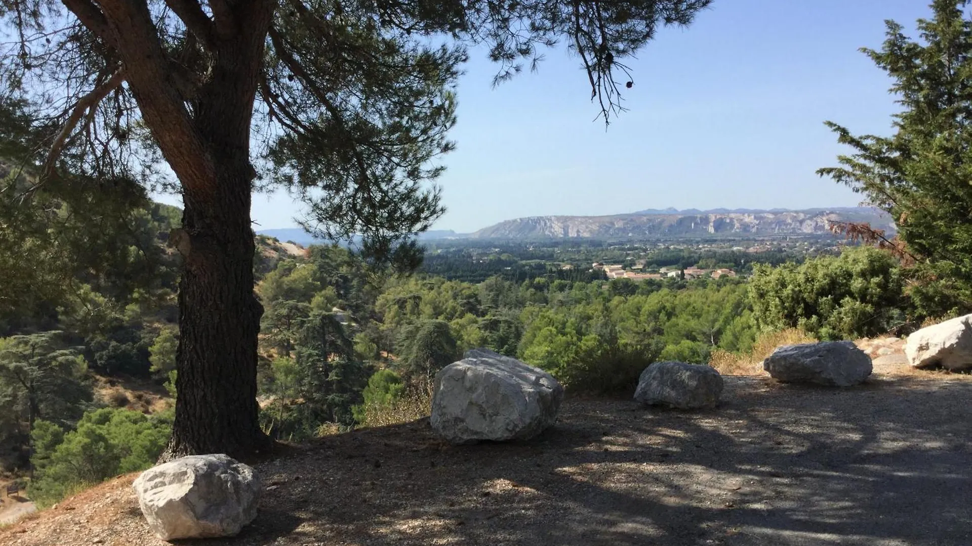 Holiday home Pretty Gite With Pool In Cavaillon, Beautiful View On The Luberon Mountains, 4 People.