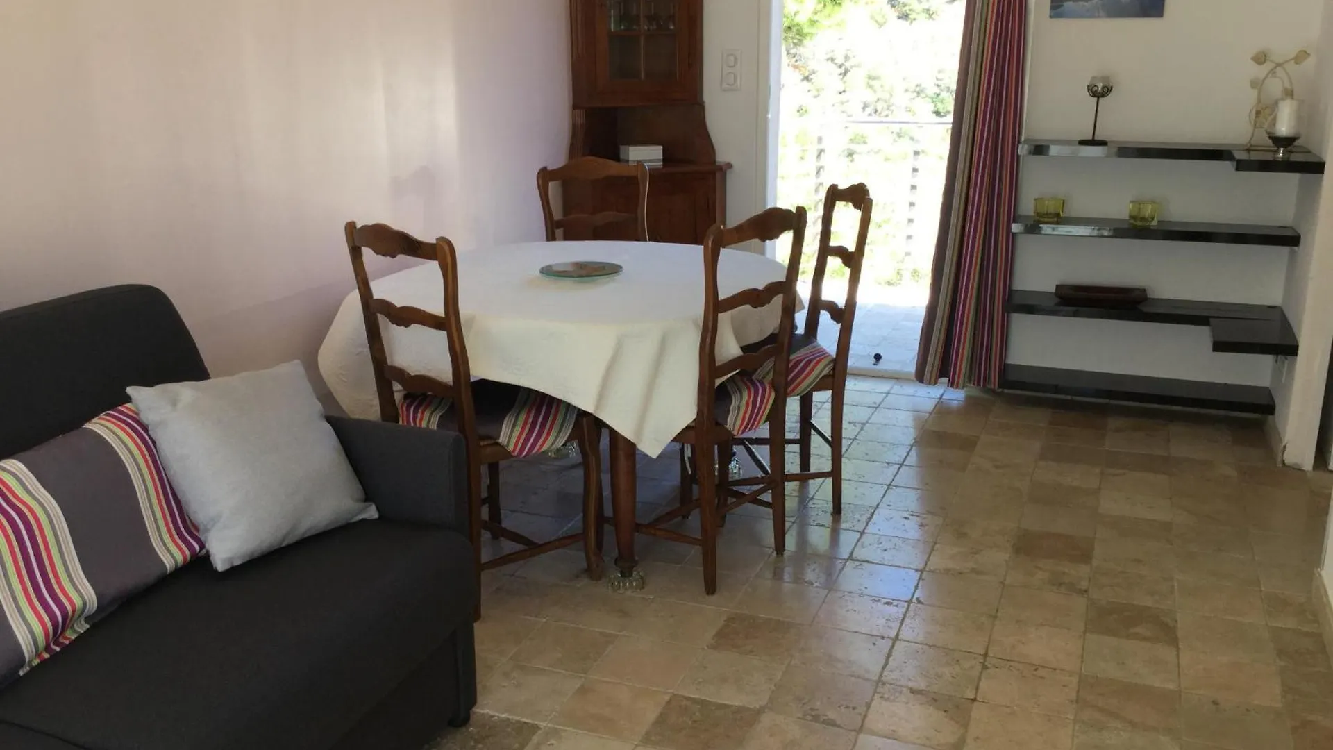 Holiday home Pretty Gite With Pool In Cavaillon, Beautiful View On The Luberon Mountains, 4 People.